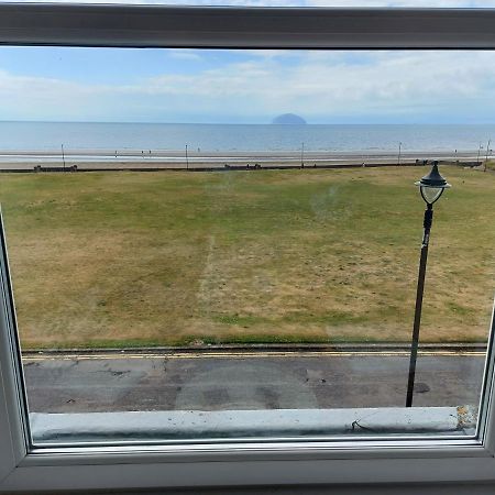 Girvan Guest House Kültér fotó